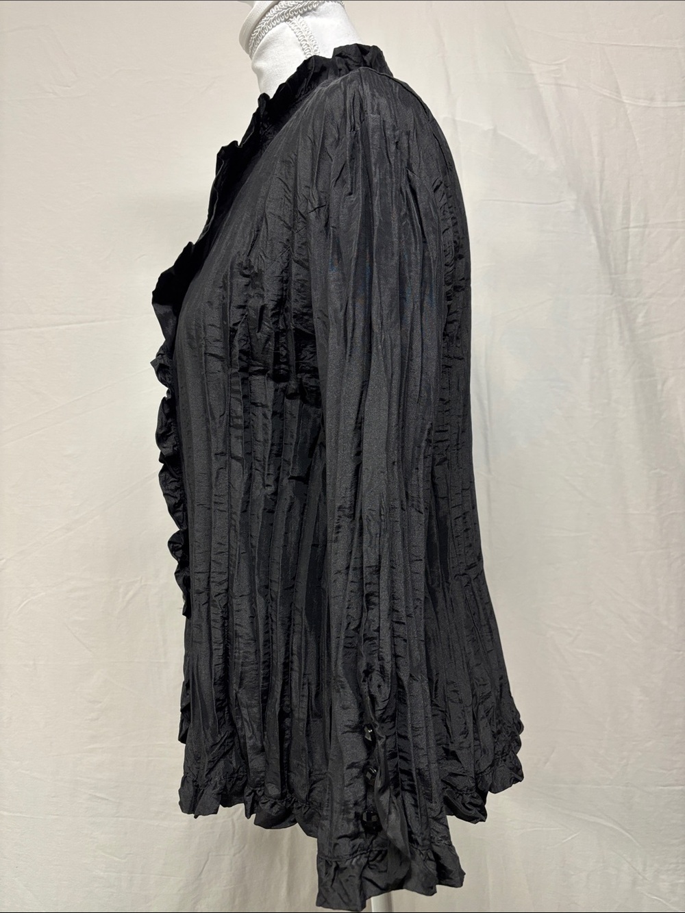Women's Black Ruffled Button-Front Blouse - Picture 2 of 7